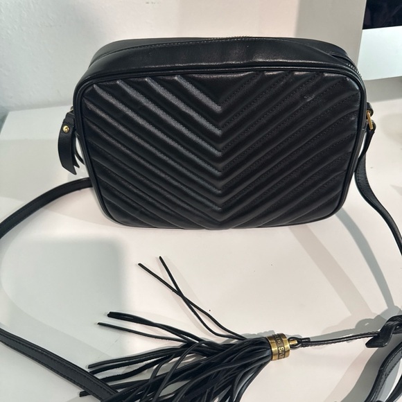 Yves Saint Laurent Black Chevron Crossbody Bag - Picture 4 of 10